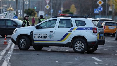 Водій без прав у Чернігові: чоловіка відсторонили від керування