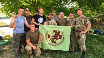 Герої не вмирають. Спогади про "кіборга" з Миколаєва Сергія Гуссіді Герої не вмирають. Спогади про "кіборга" з Миколаєва Сергія Гуссіді