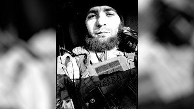 На Чернігівщині попрощалися з Дмитром Прохом та Миколою Грицюком, які загинули при виконанні бойових завдань На Чернігівщині попрощалися з Дмитром Прохом та Миколою Грицюком, які загинули при виконанні бойових завдань