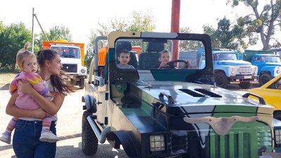 Фестиваль ретроавтомобілів