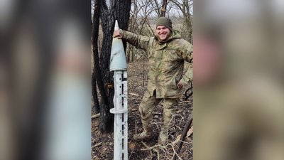 Йшов сім кілометрів пішки, аби стати добровольцем. Історія Вадима Мацкова з Рівненщини Йшов сім кілометрів пішки, аби стати добровольцем. Історія Вадима Мацкова з Рівненщини