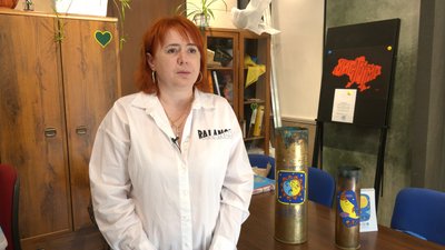 В Івано-Франківську художник Нікіта Тітов проводить благодійний розіграш, щоб придбати авто для бійців ЗСУ В Івано-Франківську художник Нікіта Тітов проводить благодійний розіграш, щоб придбати авто для бійців ЗСУ