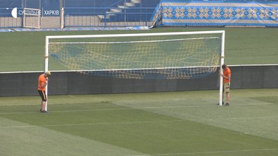 На стадіоні "Металіст" у Харкові готуються до фіналу Кубку України з футболу На стадіоні "Металіст" у Харкові готуються до фіналу Кубку України з футболу