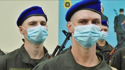 У Вінниці 45 нацгвардійців склали присягу на вірність українському народу У Вінниці 45 нацгвардійців склали присягу на вірність українському народу