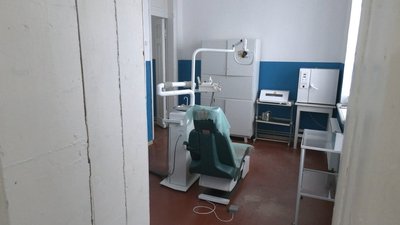 Фельдшерка з Ізюмщини під час окупації влаштувала магазин в амбулаторії з дозволу РФ — прокуратура