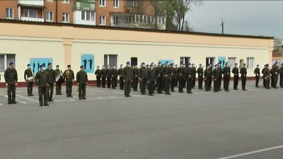 У Вінниці 45 нацгвардійців склали присягу на вірність українському народу У Вінниці 45 нацгвардійців склали присягу на вірність українському народу