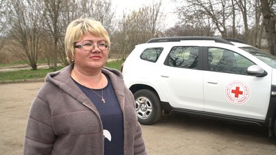 Червоний Хрест надав три автомобілі для мобільних медичних бригад на Запоріжжі Червоний Хрест надав три автомобілі для мобільних медичних бригад на Запоріжжі