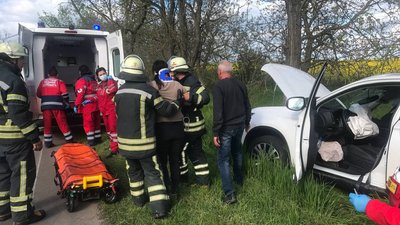 На Одещині легковик влетів у мікроавтобус: одна людина травмувалася На Одещині легковик влетів у мікроавтобус: одна людина травмувалася