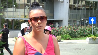 В Одеському ЖК хочуть демонтувати паркан через відсутність документів, мешканці проти В Одеському ЖК хочуть демонтувати паркан через відсутність документів, мешканці проти
