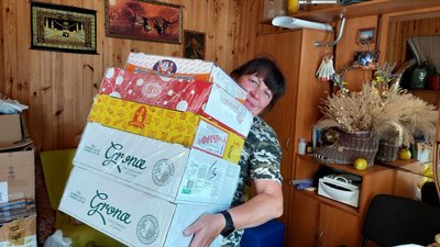 Волонтерка з Лозової на Харківщині готує смаколики для бійців ЗСУ Волонтерка з Лозової на Харківщині готує смаколики для бійців ЗСУ