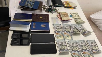 На Рівненщині затримали п'ятьох "рекетирів", які передавали наркотики у тюрми – СБУ На Рівненщині затримали п'ятьох "рекетирів", які передавали наркотики у тюрми – СБУ