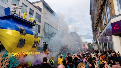 жовта субмарина жовта субмарина
