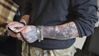 Ветеран російсько-української війни відкрив тату-салон у Тернополі Ветеран російсько-української війни відкрив тату-салон у Тернополі