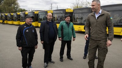 Київ передасть Дніпру 30 міських автобусів — КМДА Київ передасть Дніпру 30 міських автобусів — КМДА