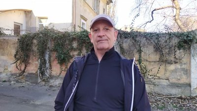 Волонтер з Австралії допомагає миколаївцям