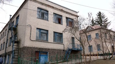 Пошкоджено 27 вікон: наслідки обстрілу РФ в одному з дитсадків Вінниці