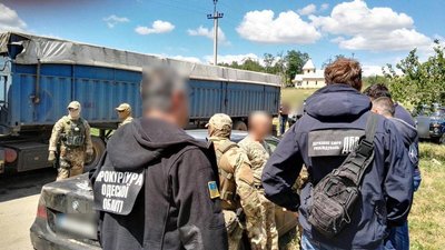 Майже 70 тис. грн.: на Одещині судитимуть майстра лісу за хабарництво Майже 70 тис. грн.: на Одещині судитимуть майстра лісу за хабарництво