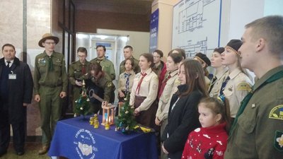 До Хмельницького приїхали пластуни з Кам’янця-Подільського, Старокостянтинова та Шепетівки, 11 грудня 2023. Фото: Суспільне Хмельницький