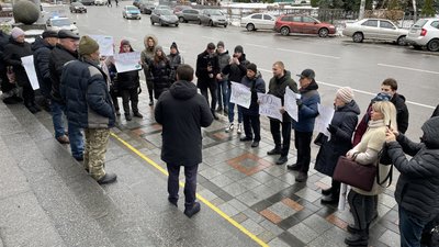 Мільйони гривень не на комунальну техніку, а на ЗСУ Мільйони гривень не на комунальну техніку, а на ЗСУ