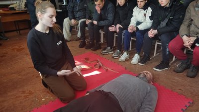 У Полтаві навчають надавати домедичну допомогу в умовах бойових дій