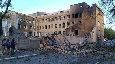 У Кадіївці російські окупанти залишилися без бази, а в Новоайдарі — без техніки
