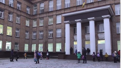 "Живе" навчання: усі школи Черкас навчаються в очному режимі "Живе" навчання: усі школи Черкас навчаються в очному режимі