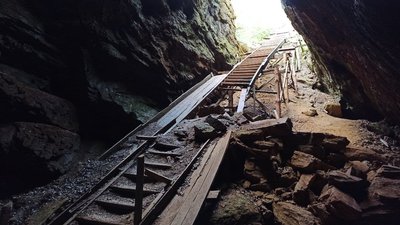На Кіровоградщині збереглися штольні, яким більше ста років