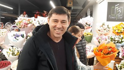 Найчастіше купують тюльпани: які ціни на квіткових ринках Дніпра напередодні 8 березня Найчастіше купують тюльпани: які ціни на квіткових ринках Дніпра напередодні 8 березня