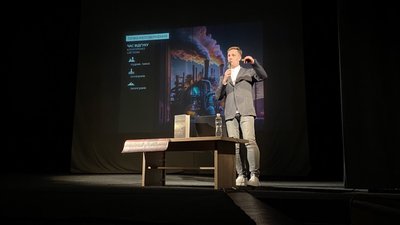 Презентація книги Макса Кідрука в Луцьку: скільки коштів для ЗСУ вже зібрали Презентація книги Макса Кідрука в Луцьку: скільки коштів для ЗСУ вже зібрали