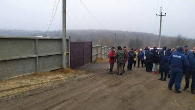 Жителі села Підгайці Кропивницького району протестували проти будівництва асфальтобетонного заводу