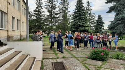 На Ізюмщині у Харківській області протестували проти закриття шкіл На Ізюмщині у Харківській області протестували проти закриття шкіл