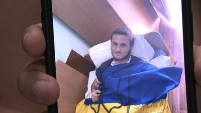 Військовий з прапором Військовий з прапором