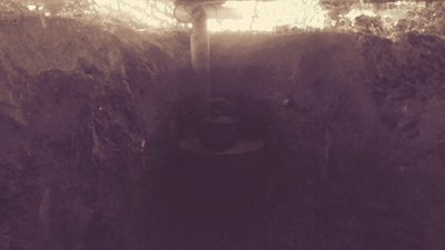 "А це ми гріємо воду в критому окопі на буржуйці", — Євген Луняк. Чернігівщина "А це ми гріємо воду в критому окопі на буржуйці", — Євген Луняк. Чернігівщина