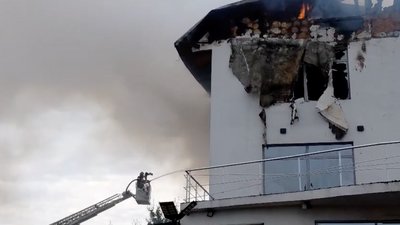 У Румунії в закритому раніше пожежною службою готелі сталася велика пожежа