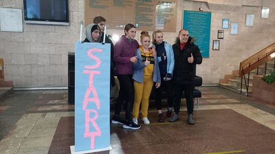 Збирали кошти на гарячу лінію для дітей: у Херсоні відбувся благодійний забіг