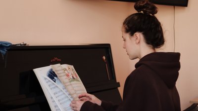 У Католицькому ліцеї для дітей із сімей, які вимушено переїхали у Франківськ організували дозвілля У Католицькому ліцеї для дітей із сімей, які вимушено переїхали у Франківськ організували дозвілля