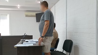 Підозрюваний у залі суду