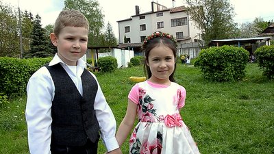 170 вихованців та педагогів Тернопільського дитсадка разом виводили гаївки