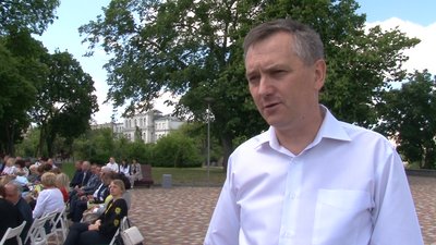 У Черкасах пошанували за волонтерство директорів та випускників шкіл У Черкасах пошанували за волонтерство директорів та випускників шкіл