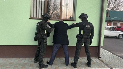 Знищив 15 000 дерев. Директор лісгоспу на Вінниччині хотів підкупити слідчого ДБР