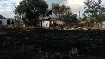 На Миколаївщині обстріли російських військ спричинили дві пожежі — ДСНС