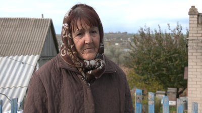 Переселенці з села Степове пережили окупацію, та пожежу у новій домівці Переселенці з села Степове пережили окупацію, та пожежу у новій домівці