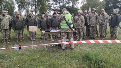 На Волині почалася десятиденна підготовка підрозділів територіальної оборони На Волині почалася десятиденна підготовка підрозділів територіальної оборони