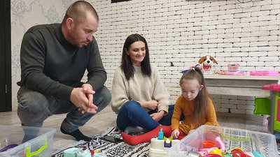 Подружжя з Кіровоградщини виховують доньку із синдромом Дауна Подружжя з Кіровоградщини виховують доньку із синдромом Дауна