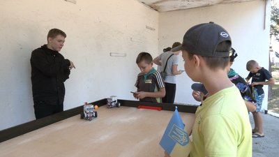 Спорт та майстер-класи: в черкаському санаторії напередодні навчального року організували свято для дітей-переселенців Спорт та майстер-класи: в черкаському санаторії напередодні навчального року організували свято для дітей-переселенців