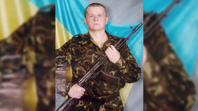 Молодший сержант Дмитро Шень Молодший сержант Дмитро Шень