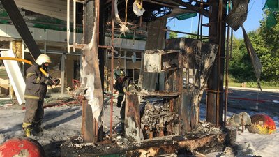 Окупанти РФ вдарили по Чугуєву на Харківщині: пошкоджені будинки Окупанти РФ вдарили по Чугуєву на Харківщині: пошкоджені будинки