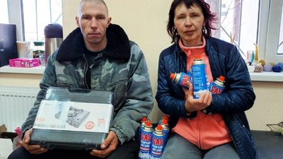 На Херсонщині жителі Антонівки отримали генератори, будматеріали та продуктові набори На Херсонщині жителі Антонівки отримали генератори, будматеріали та продуктові набори