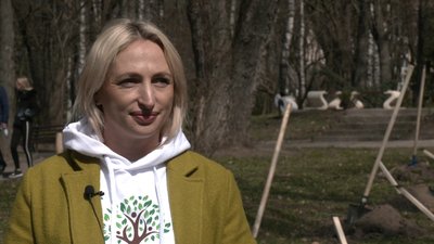 Озеленення планети: на Рівненщині за день висадили близько 300 тисяч дерев Озеленення планети: на Рівненщині за день висадили близько 300 тисяч дерев