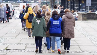 "Насильство лишає слід": в Ужгороді відзначили Міжнародний день боротьби за права жінок "Насильство лишає слід": в Ужгороді відзначили Міжнародний день боротьби за права жінок